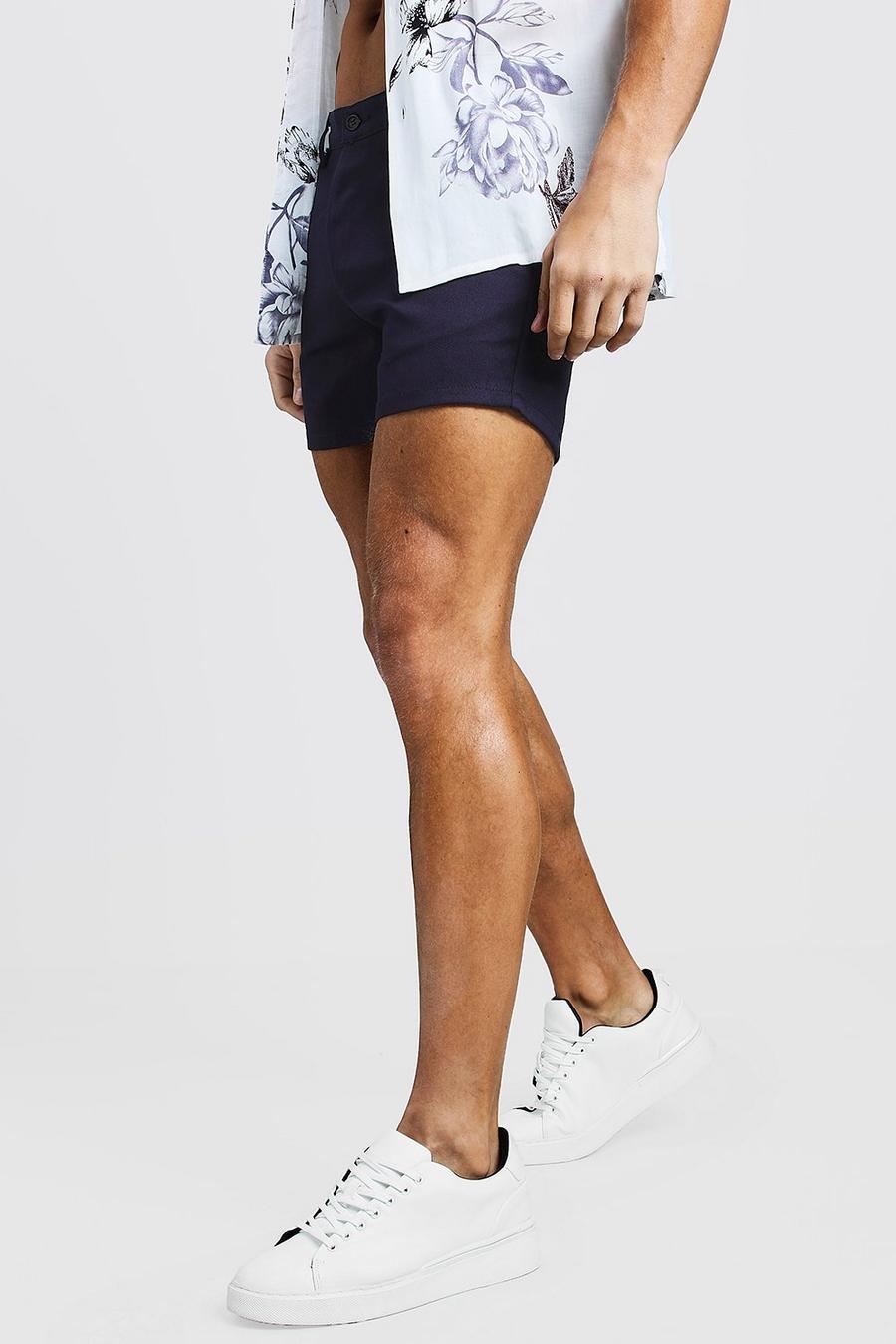 Kurze Chino Shorts in marineblau image number 1