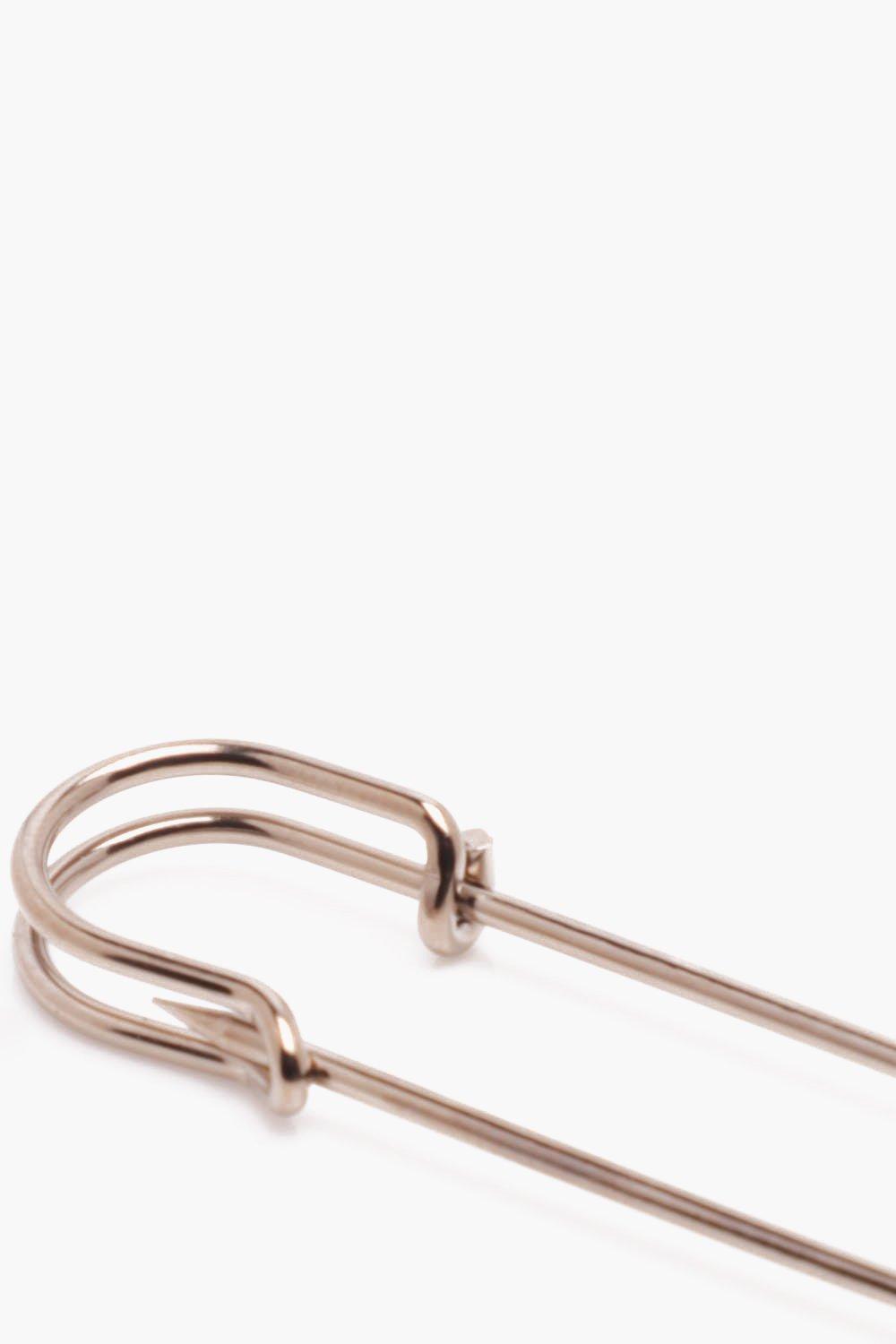 Collar store safety pin