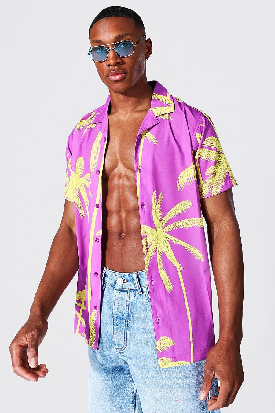 Camisa de mangas cortas con cuello de solapa y estampado de palmeras, Morado image number 1