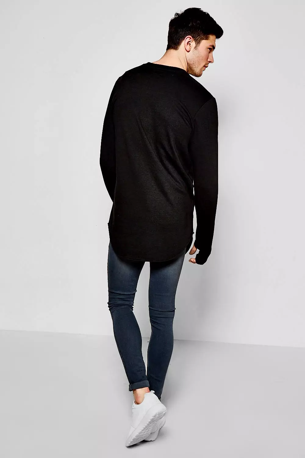 Black Distressed Curve Hem Sweater With Thumb Hole alternative image