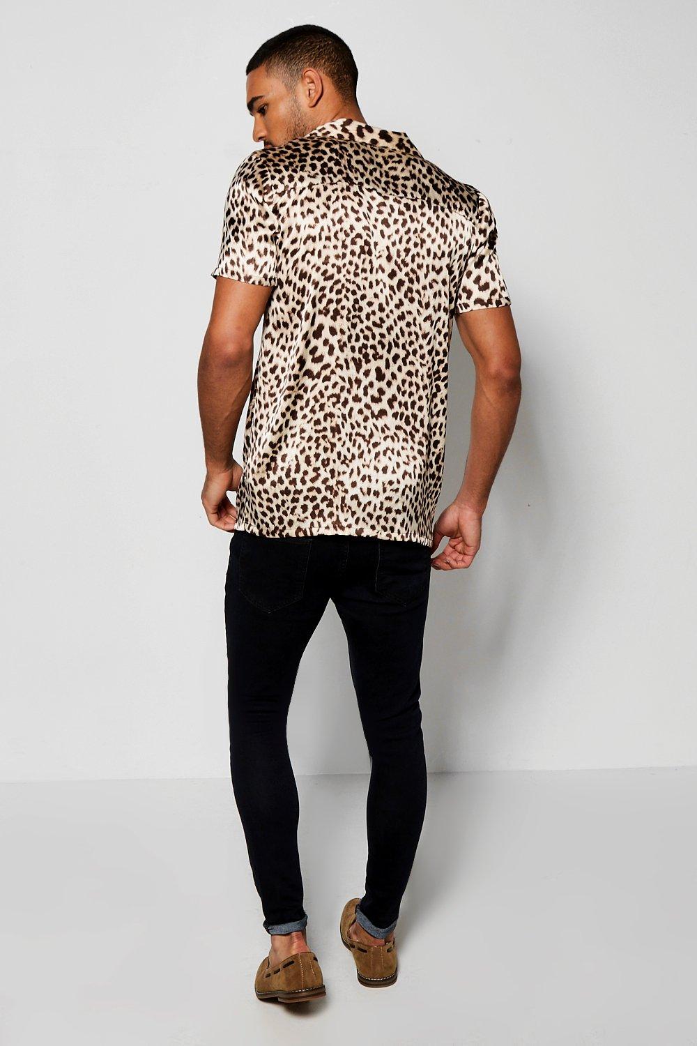 Men s Short Sleeve Leopard Print Revere Collar Shirt Boohoo UK