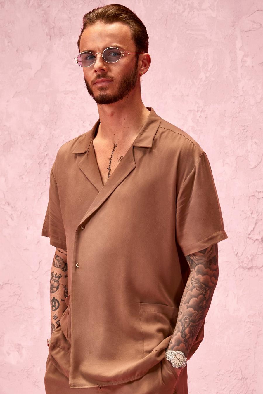 Brown Short Sleeve Revere Collar Wrap Front Shirt image number 1