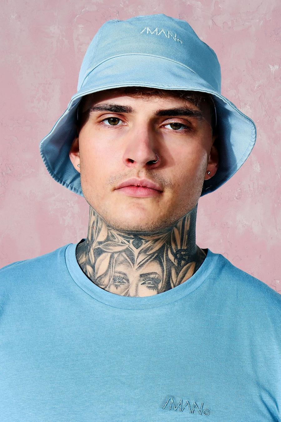 כחול מאובק כובע טמבל מבד טוויל עם כיתוב Man image number 1