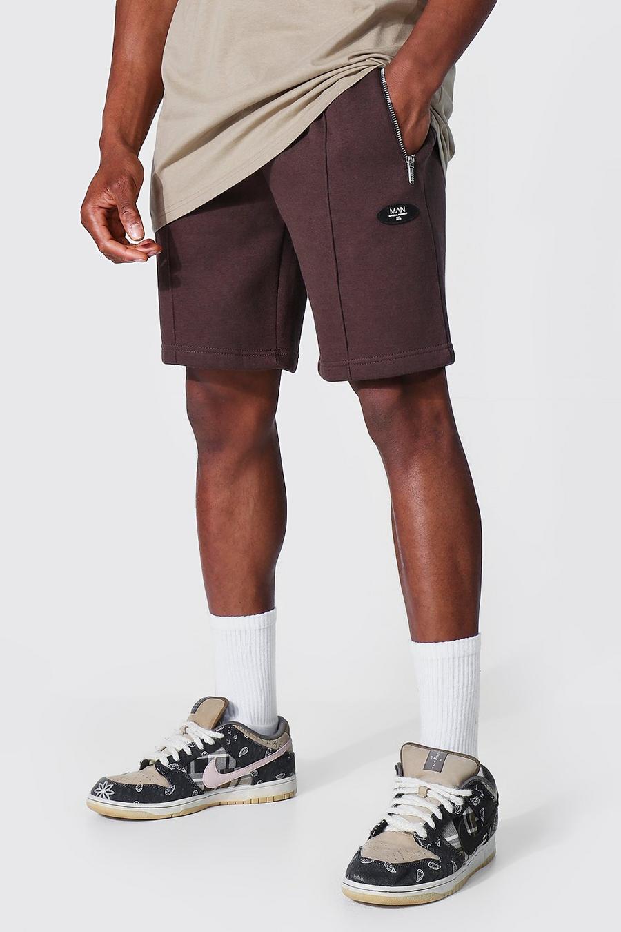 Chocolate Regular Original Man Pintuck Jersey Shorts image number 1