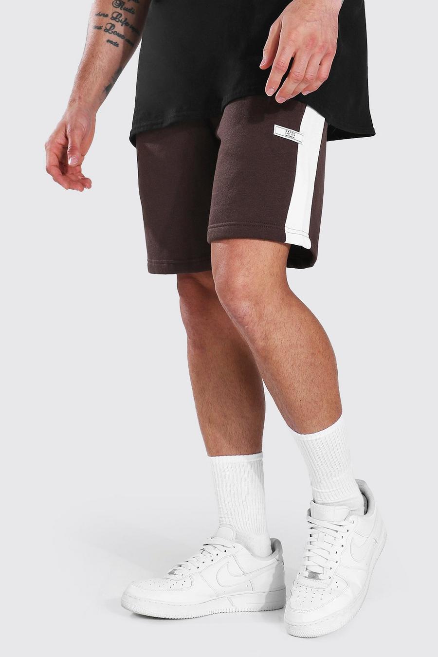 Chocolate Regular Fit Man Side Panel Jersey Shorts image number 1