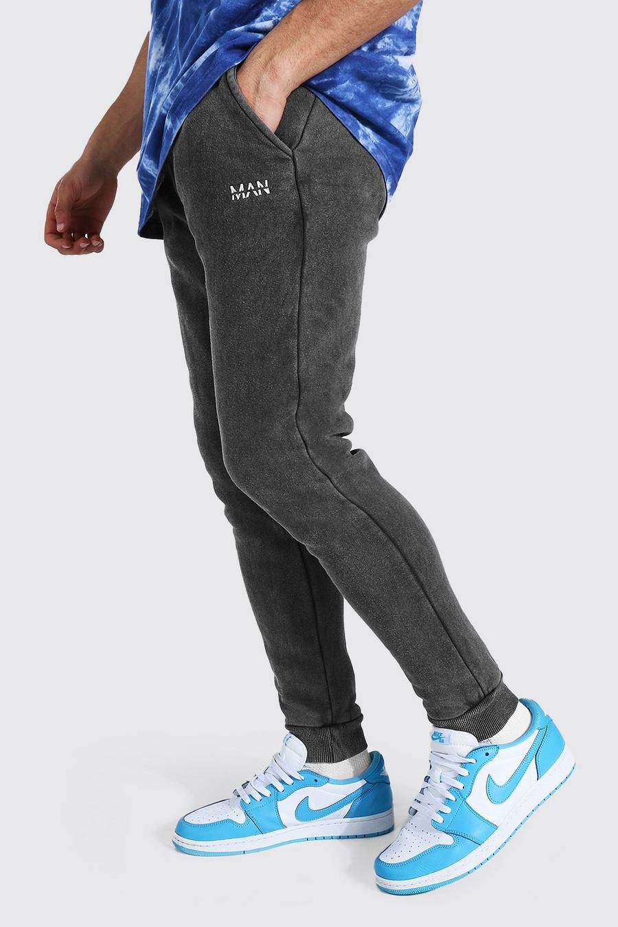 פחם מכנסי ריצה סקיני אסיד ווש עם הדפס Original Man image number 1
