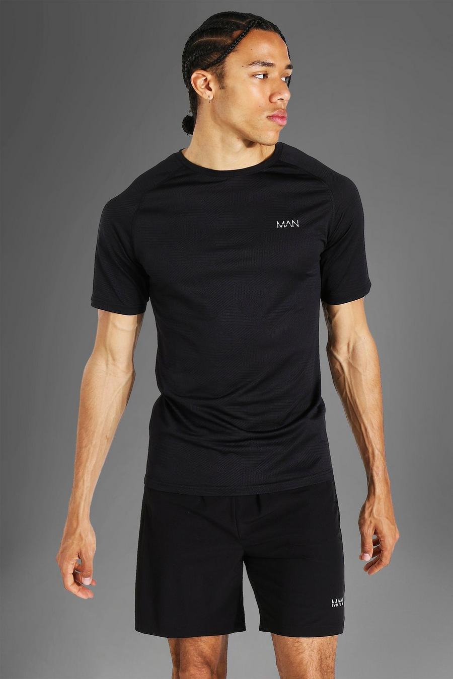 Black Tall - MAN Active Mönstrad t-shirt i muscle fit med raglanärm image number 1