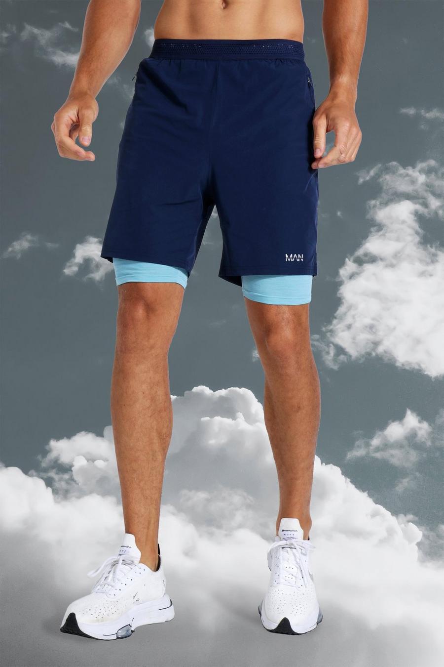 Navy Tall - MAN Active 2-i-1 shorts med kontrastfärger image number 1