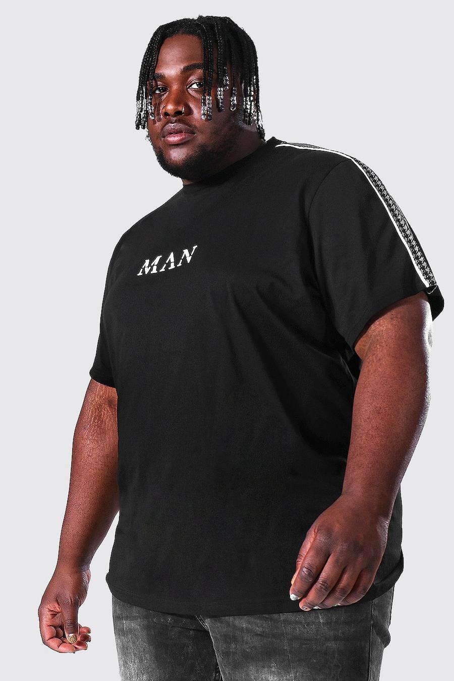 Camiseta Plus MAN de jacquard con tira y letras estilo romano, Black image number 1