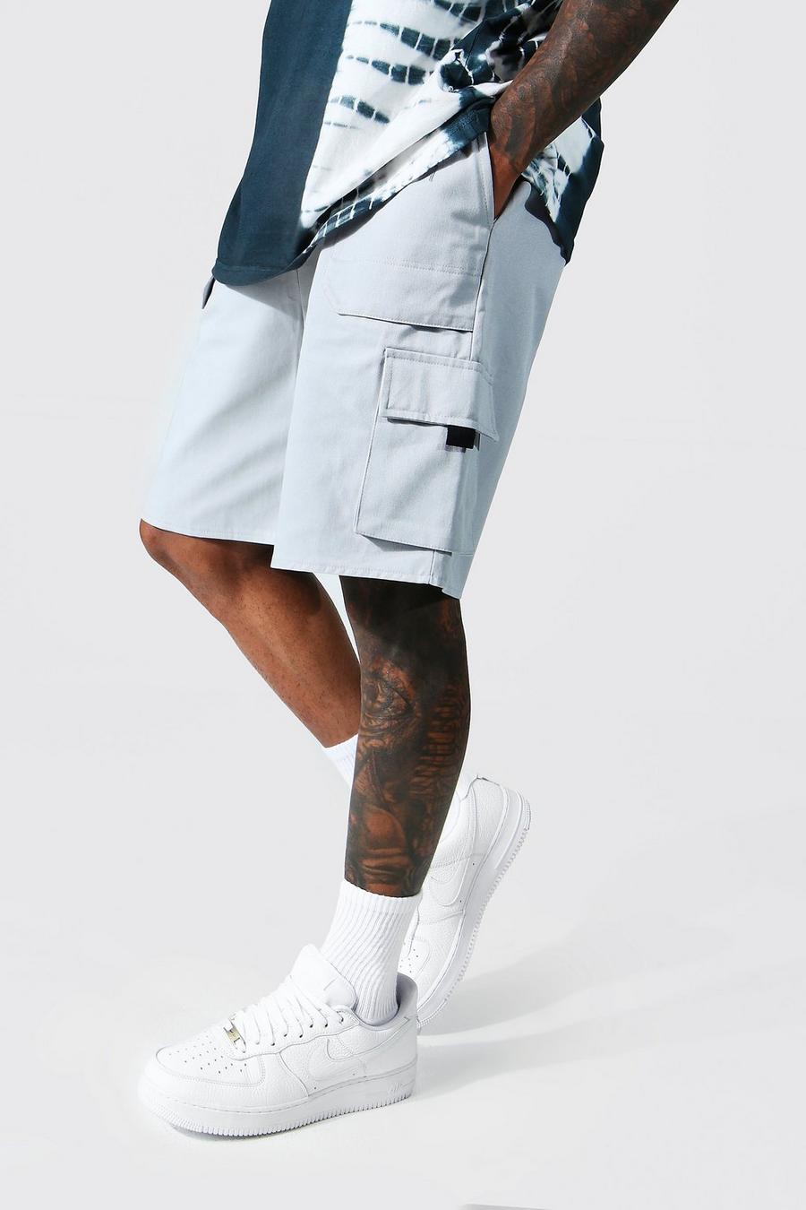 Pantaloncini stile Cargo taglio rilassato in twill con cintura, Light grey image number 1