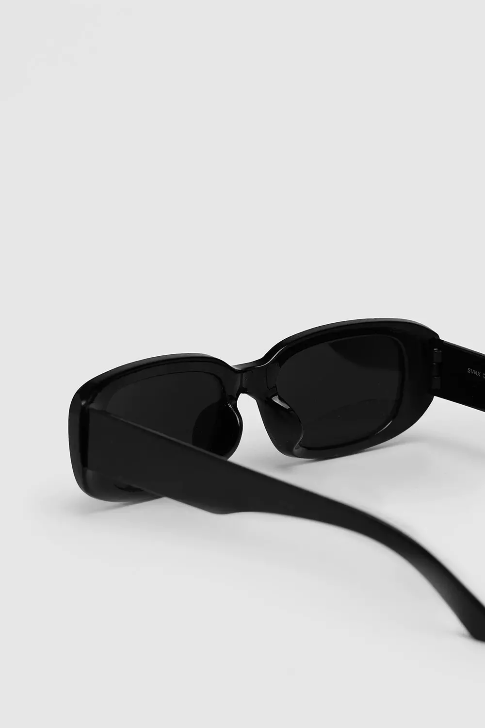 Black Soft Rectangle Sunglasses alternative image