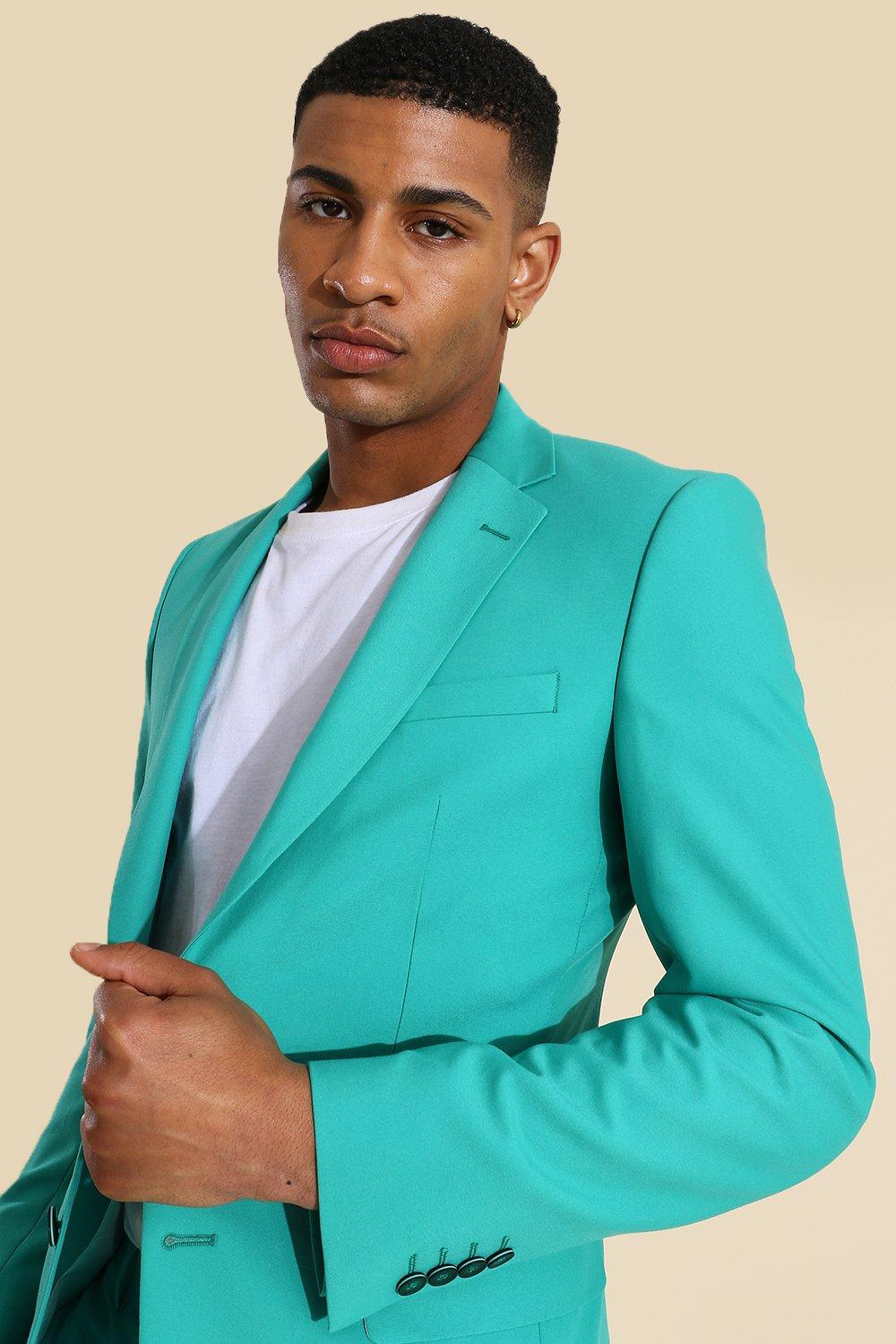 suit with green