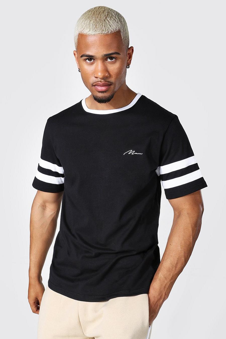 Camiseta con pieza en contraste de la firma Man, Negro image number 1