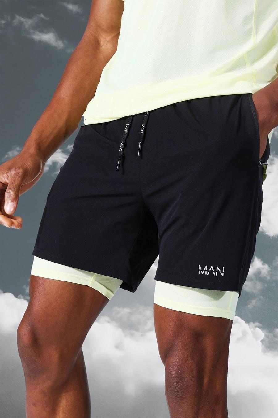 Black MAN Active 2-i-1 Shorts i kontrastfärger image number 1