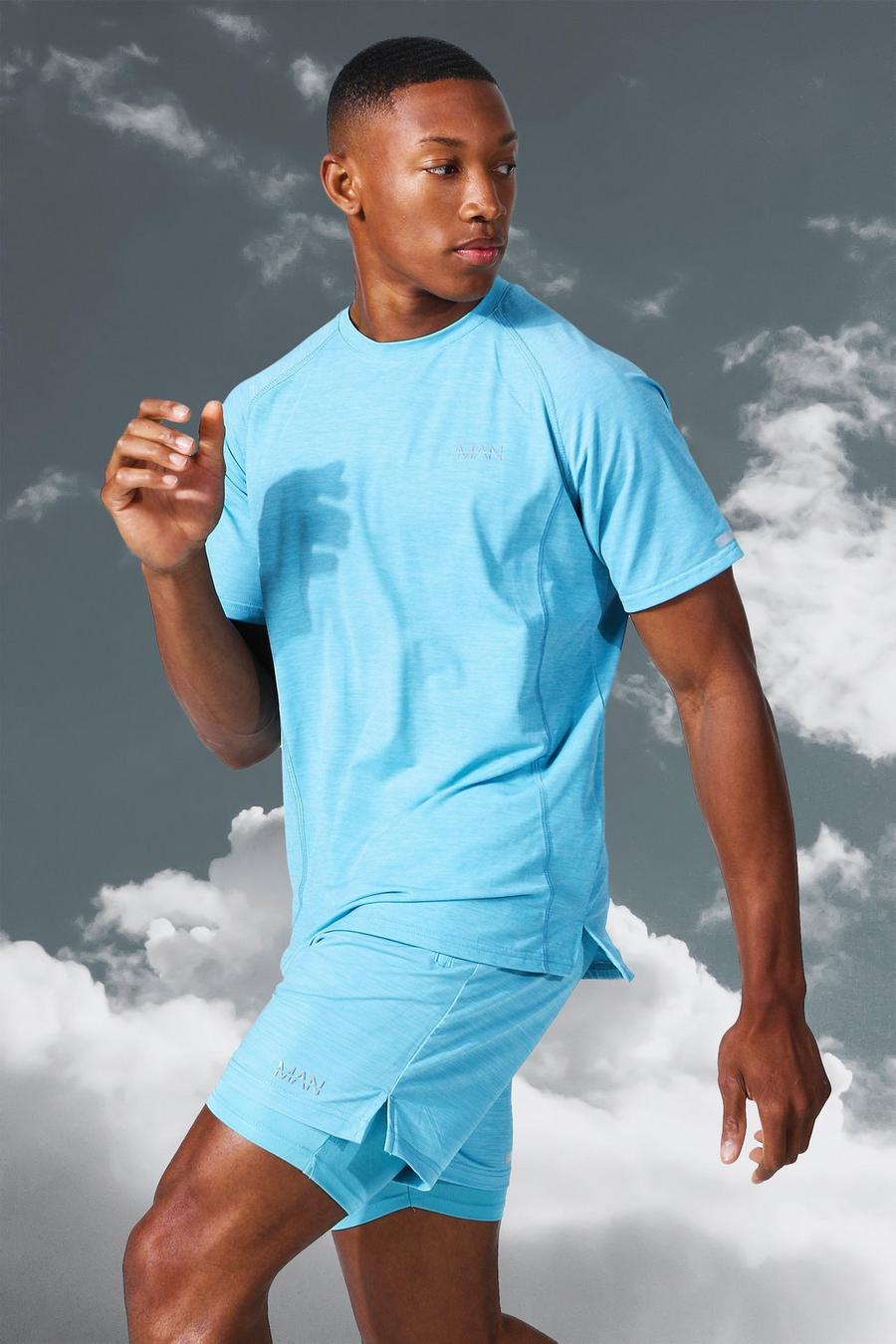 Man Active Lightweight meliertes T-Shirt und Shorts, Light blue image number 1