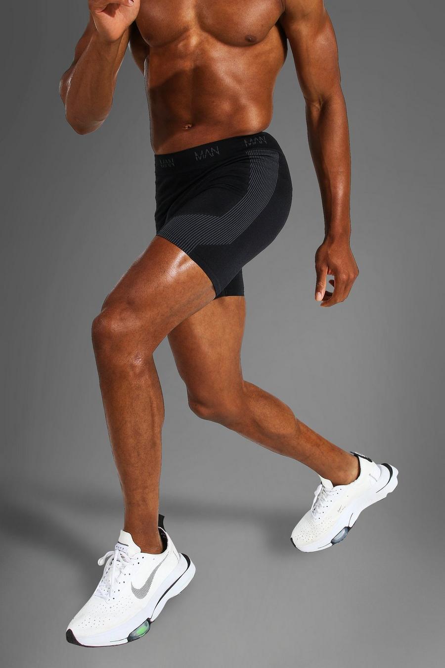 Black MAN Active Sömlösa ribbade boxerkalsonger (3-pack) image number 1