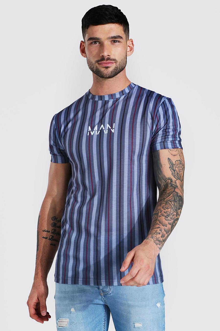 Muscle Fit T-Shirt mit Orginal Man Streifen, Grey image number 1