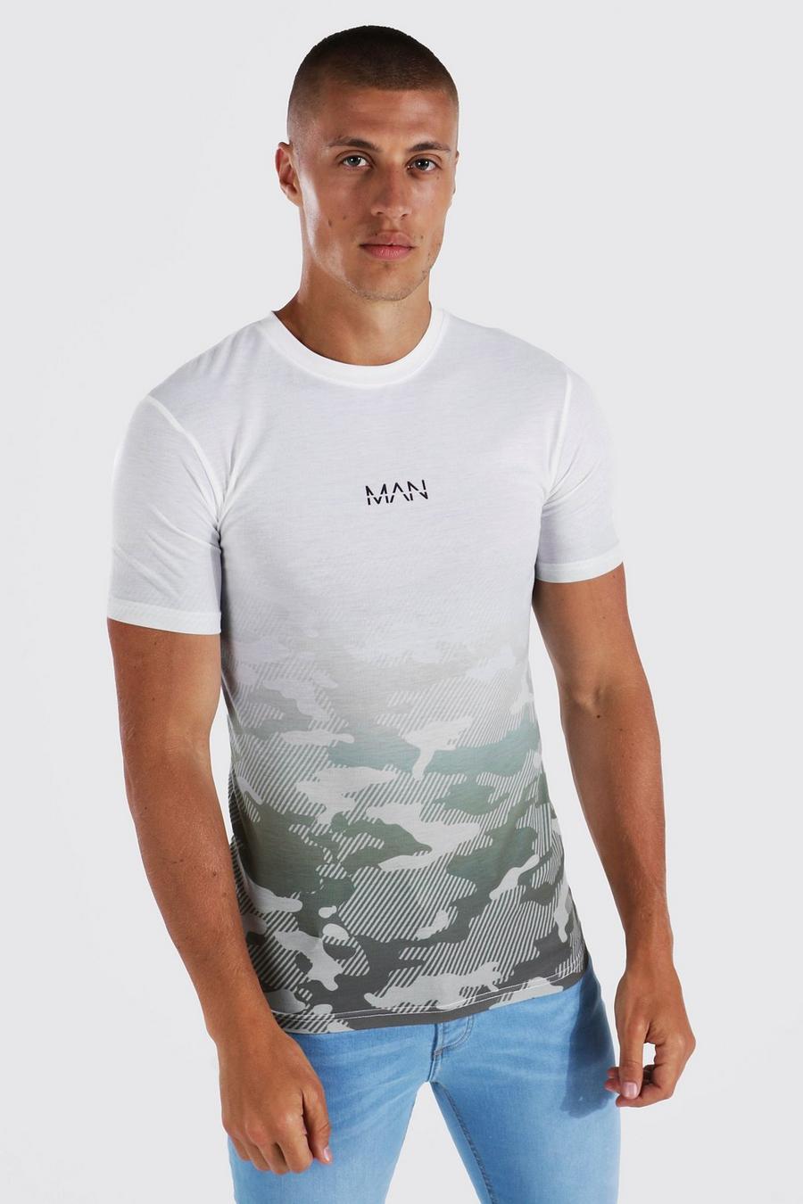 Khaki Muscle Fit Original Man Camo Ombre T-shirt image number 1