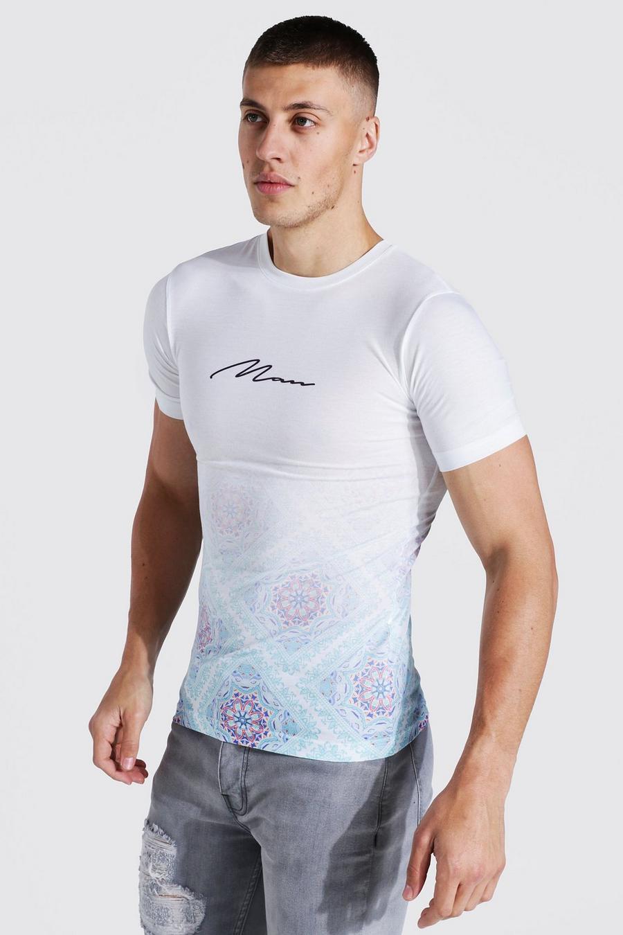 White Man Signature Ombre Tegelprint Muscle Fit T-Shirt image number 1