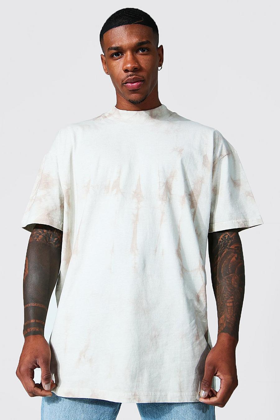 Sand Oversize batikmönstrad t-shirt med hög halsmudd image number 1