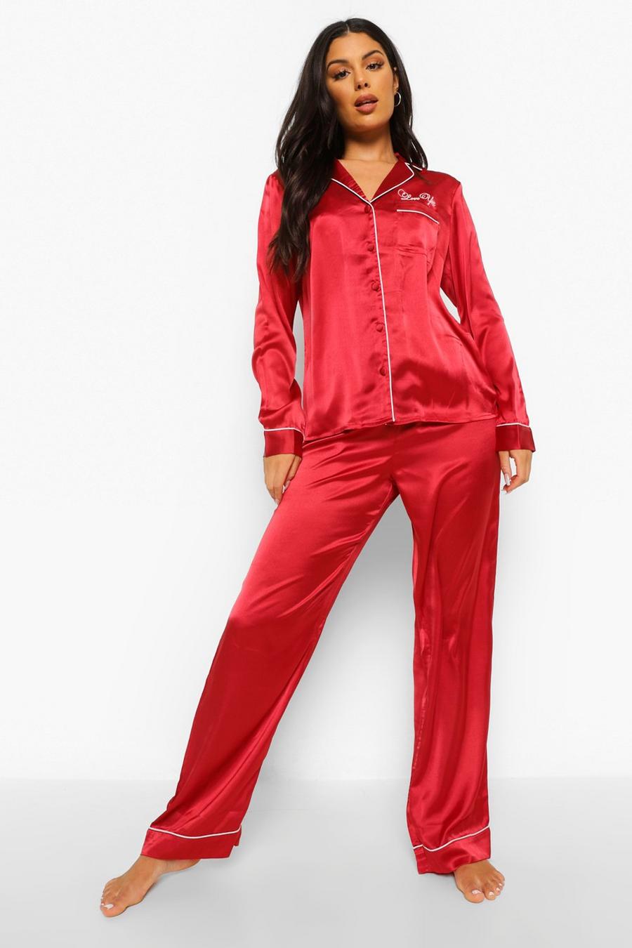Red "Love You" Pyjamas med brodyr image number 1