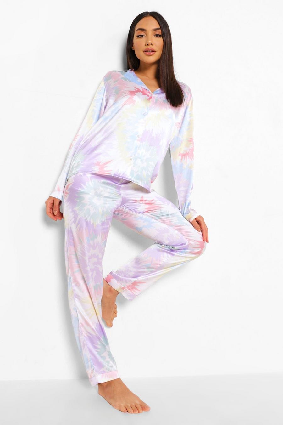 Pyjama aus Satin in Batik-Optik, Mehrfarbig image number 1