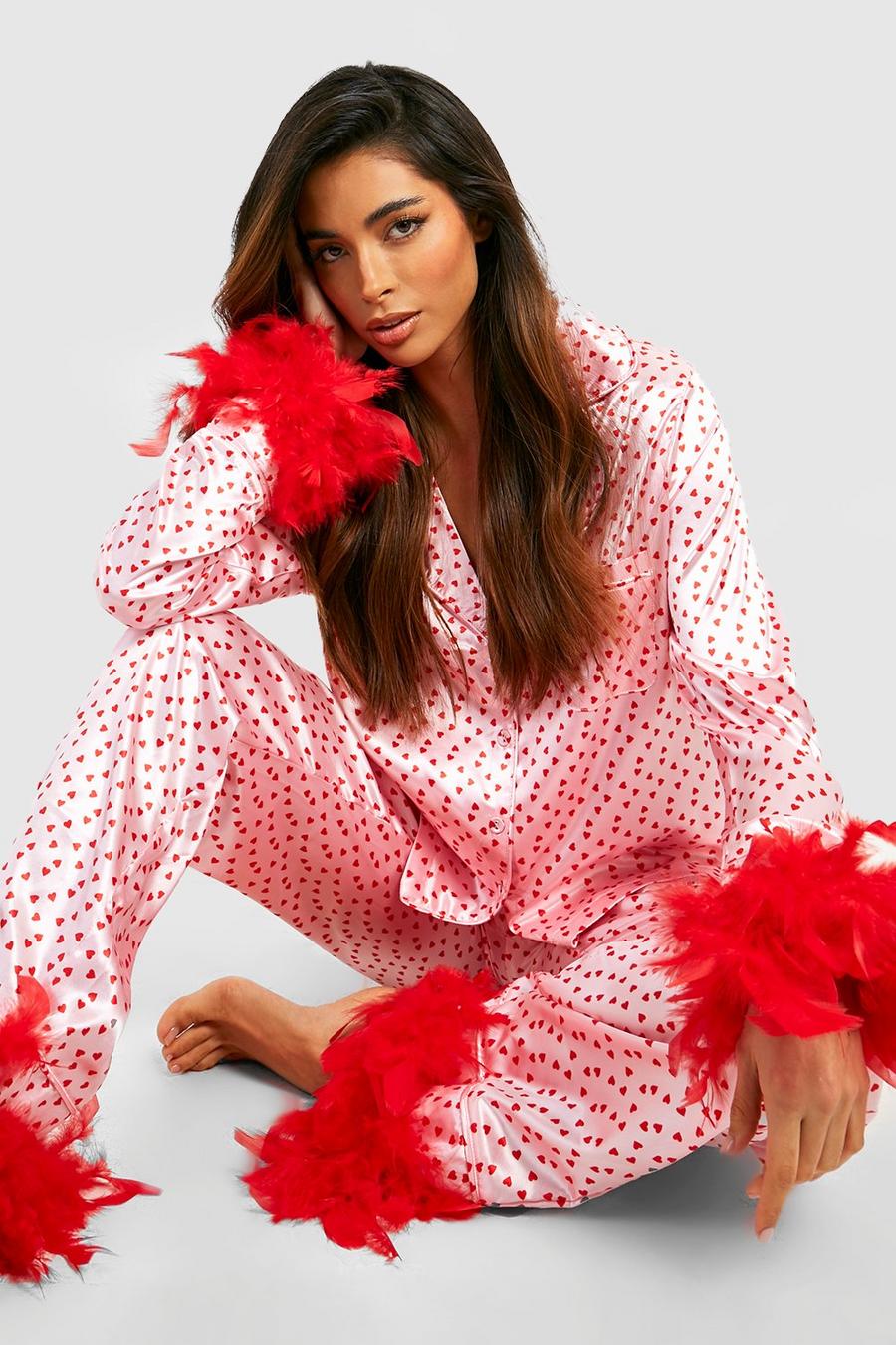 Pijama de San Valentín Premium con corazones y plumas, Rosa