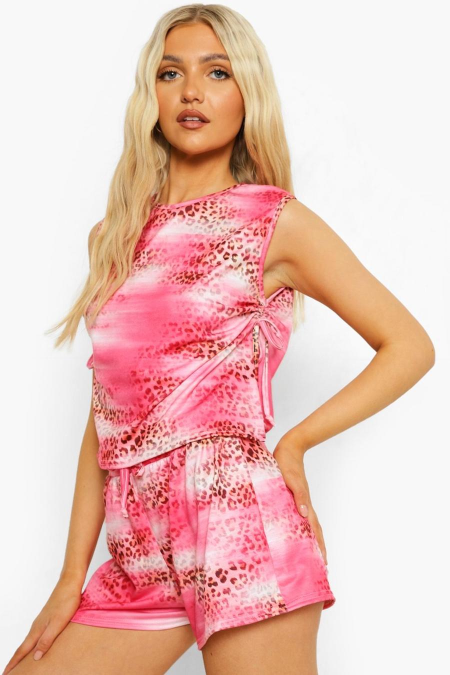 Pink Luipaardprint Pyjama Set Met Shorts En Zijstrik image number 1