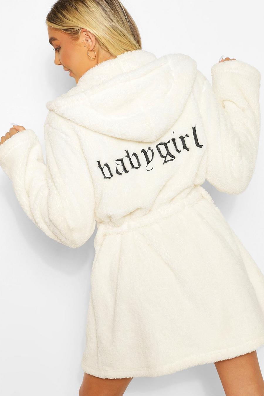 Cream weiß Babygirl Embroidered Fluffy Robe