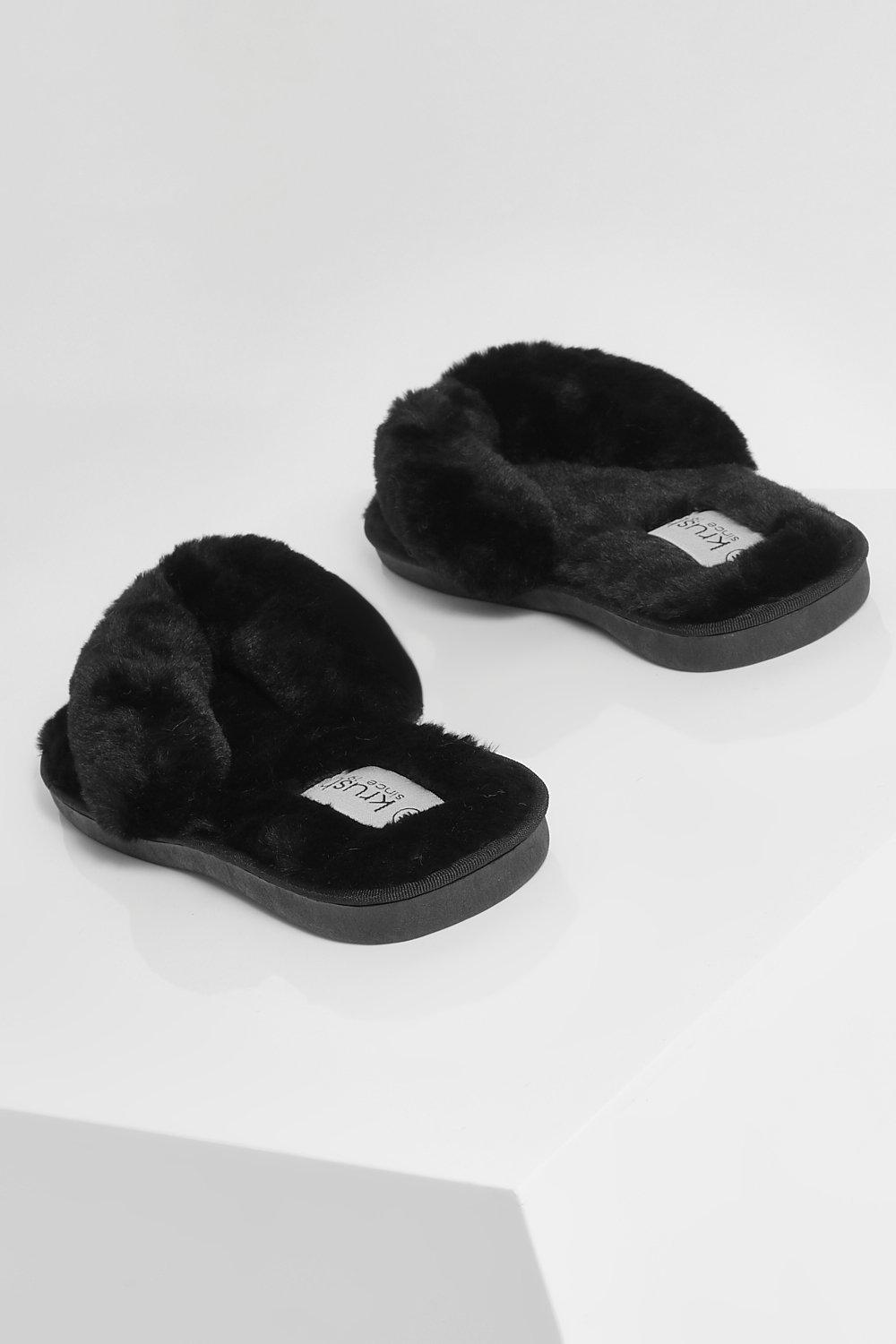 Boohoo fluffy online slippers