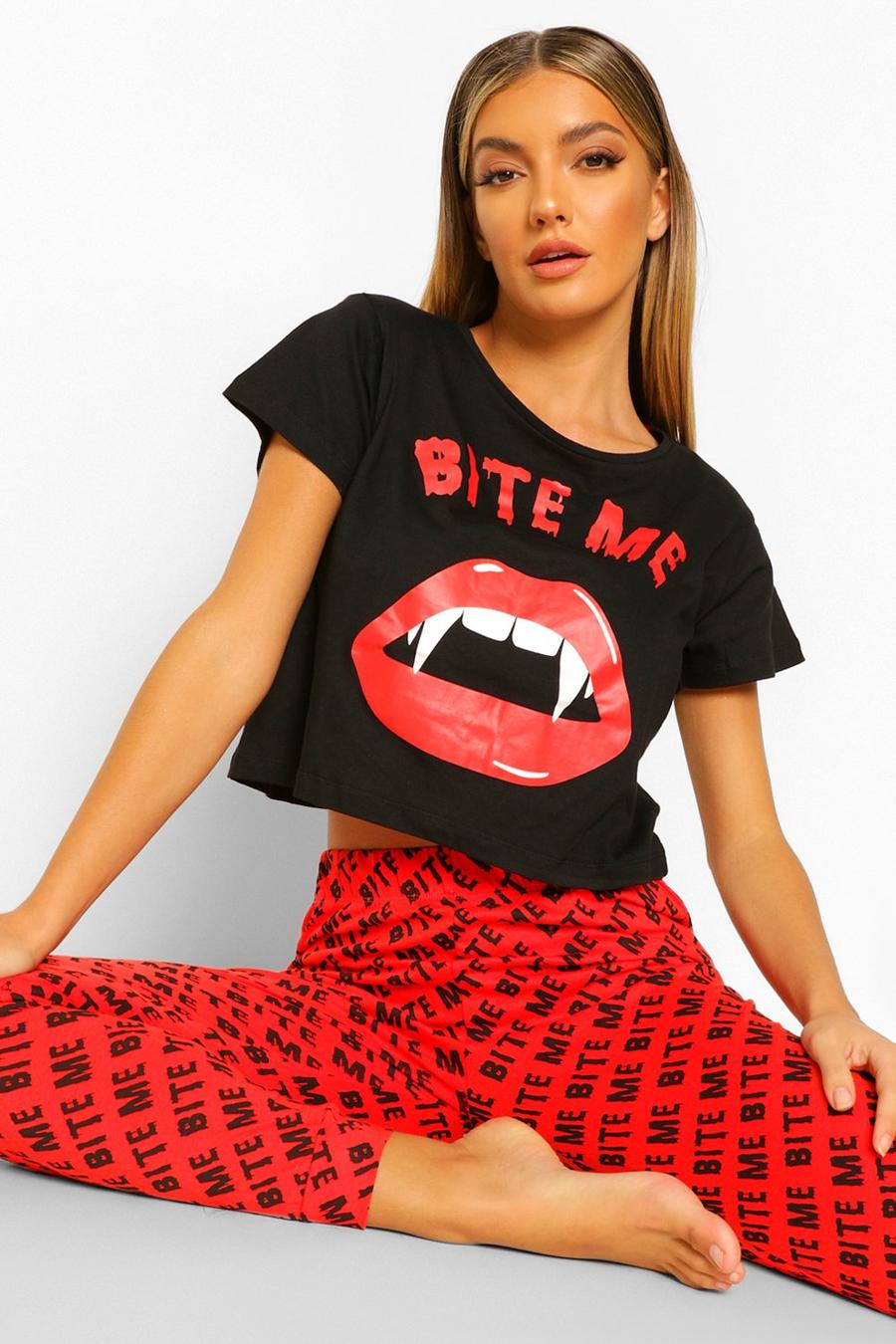 Halloween Pyjama mit „Bite Me“-Print image number 1