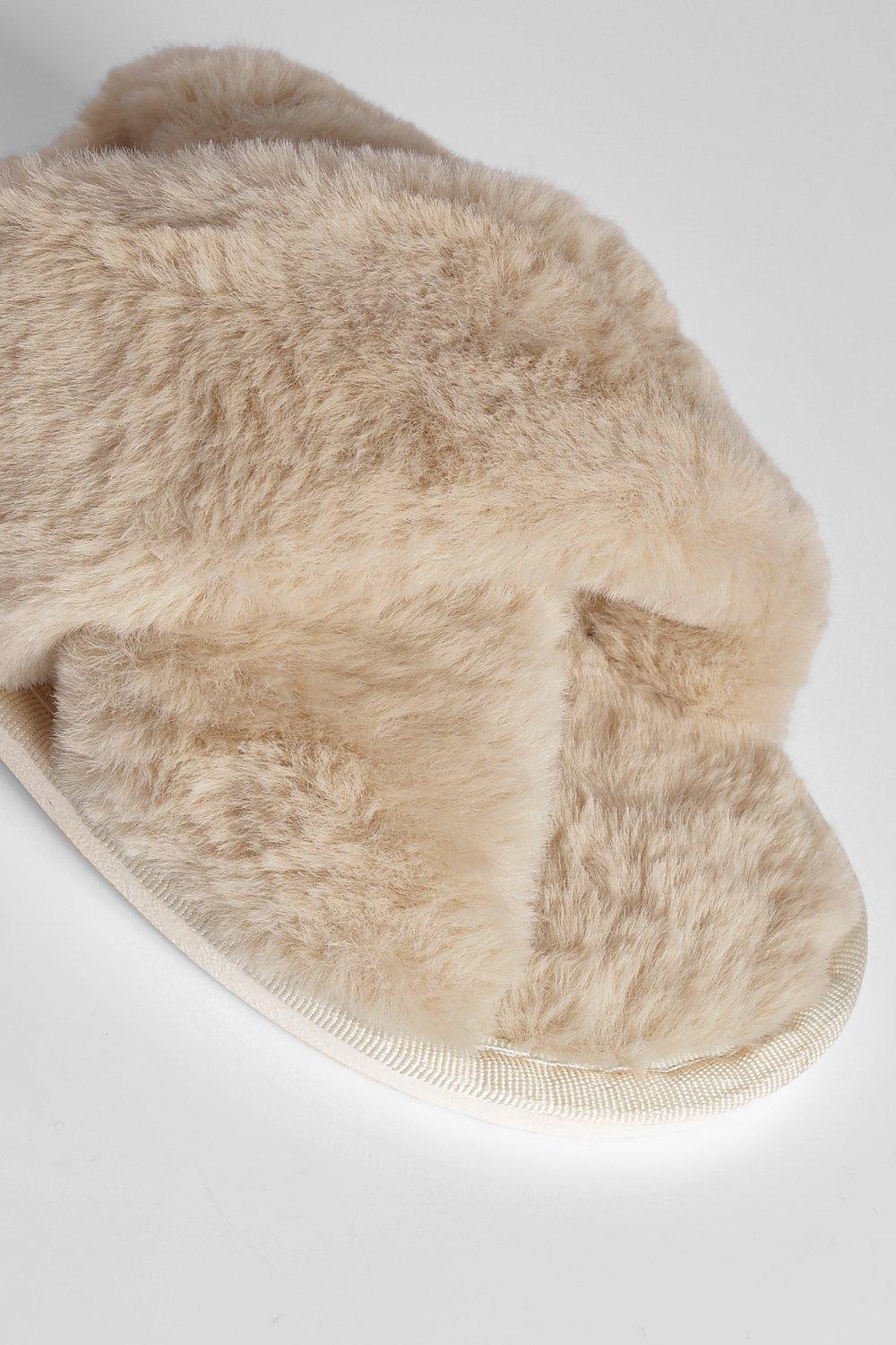 Fluffy store slippers boohoo