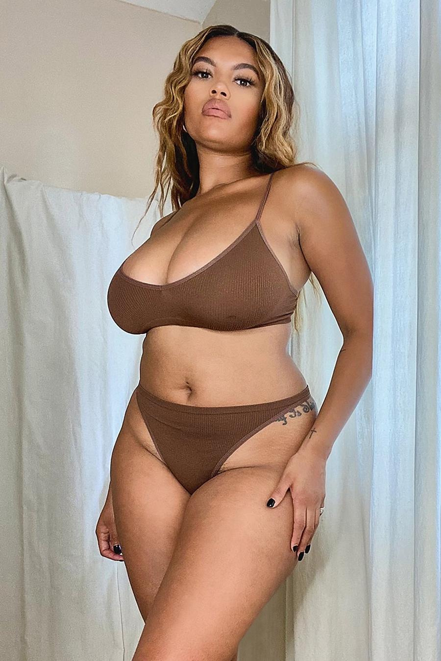 Chestnut Ribbed Seamless Triangle Bralet image number 1
