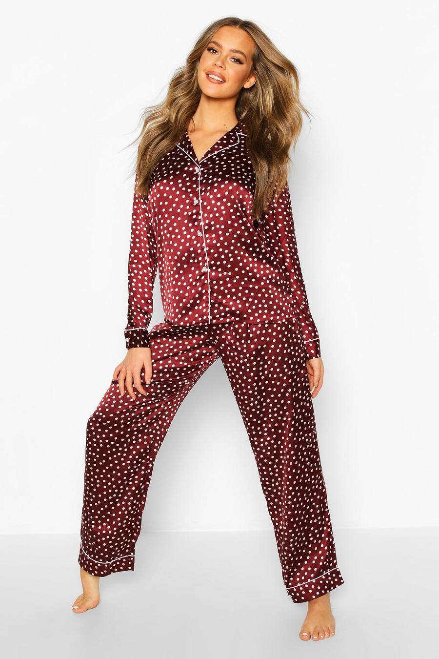 Gepunkteter Pyjama aus Satin, Weinrot image number 1