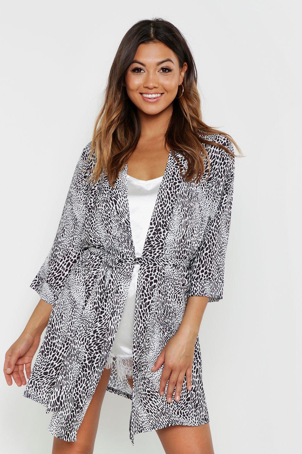 Vestaglia kimono on sale