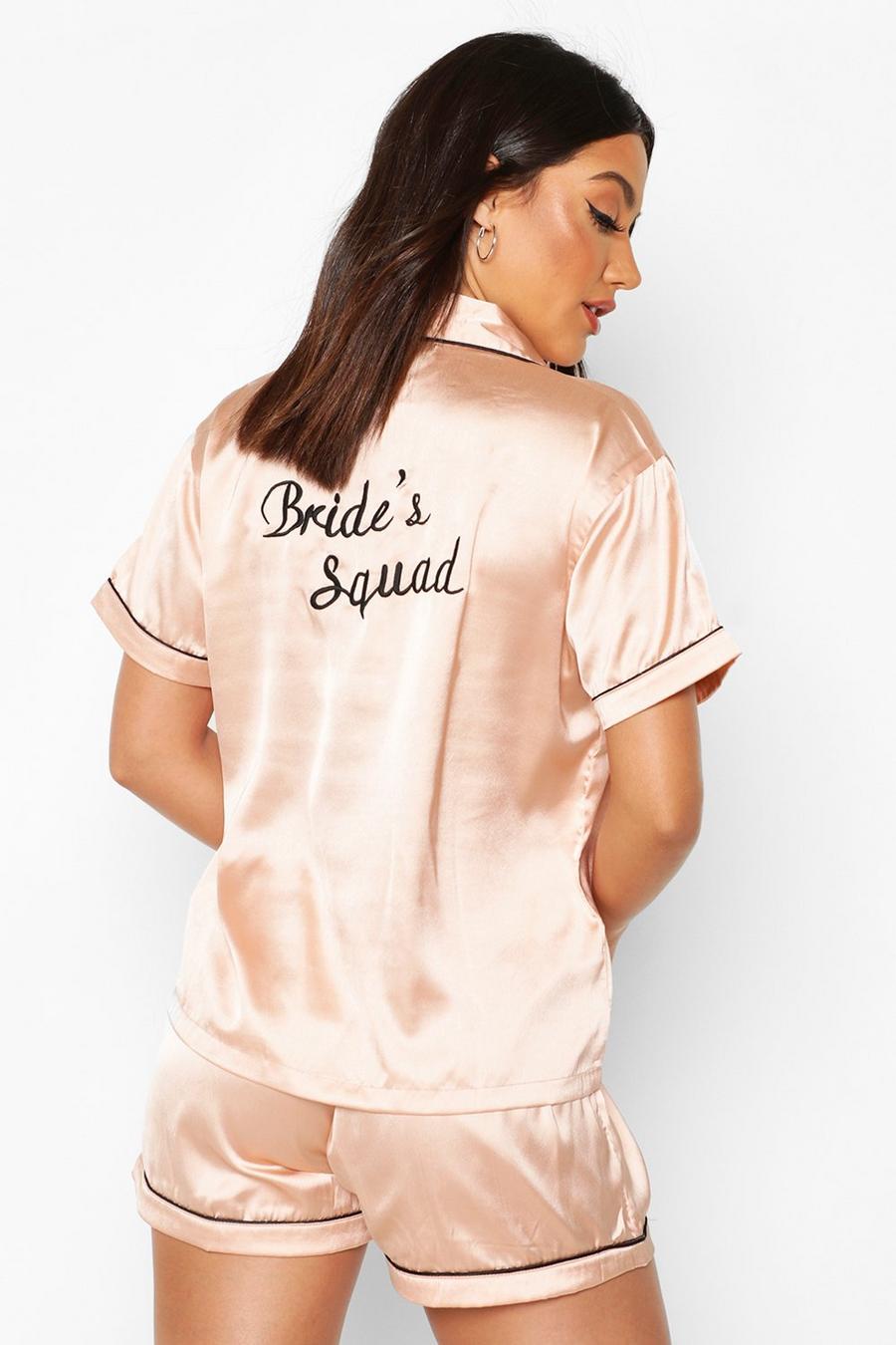 Roségoud Satijnen Geborduurde Bride's Squad Pyjama Set Met Shorts image number 1