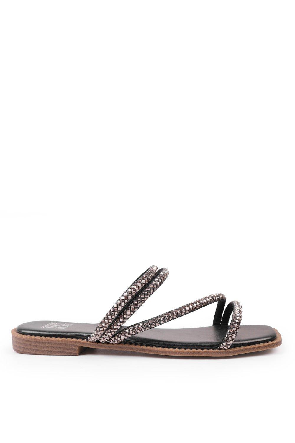 Womens extra wide flip flops sales