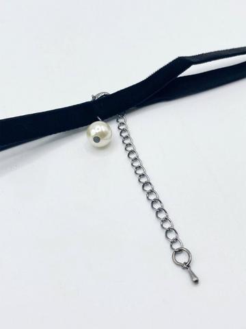 Black Black Faux Velvet Choker Necklace With Faux Pearl Charm