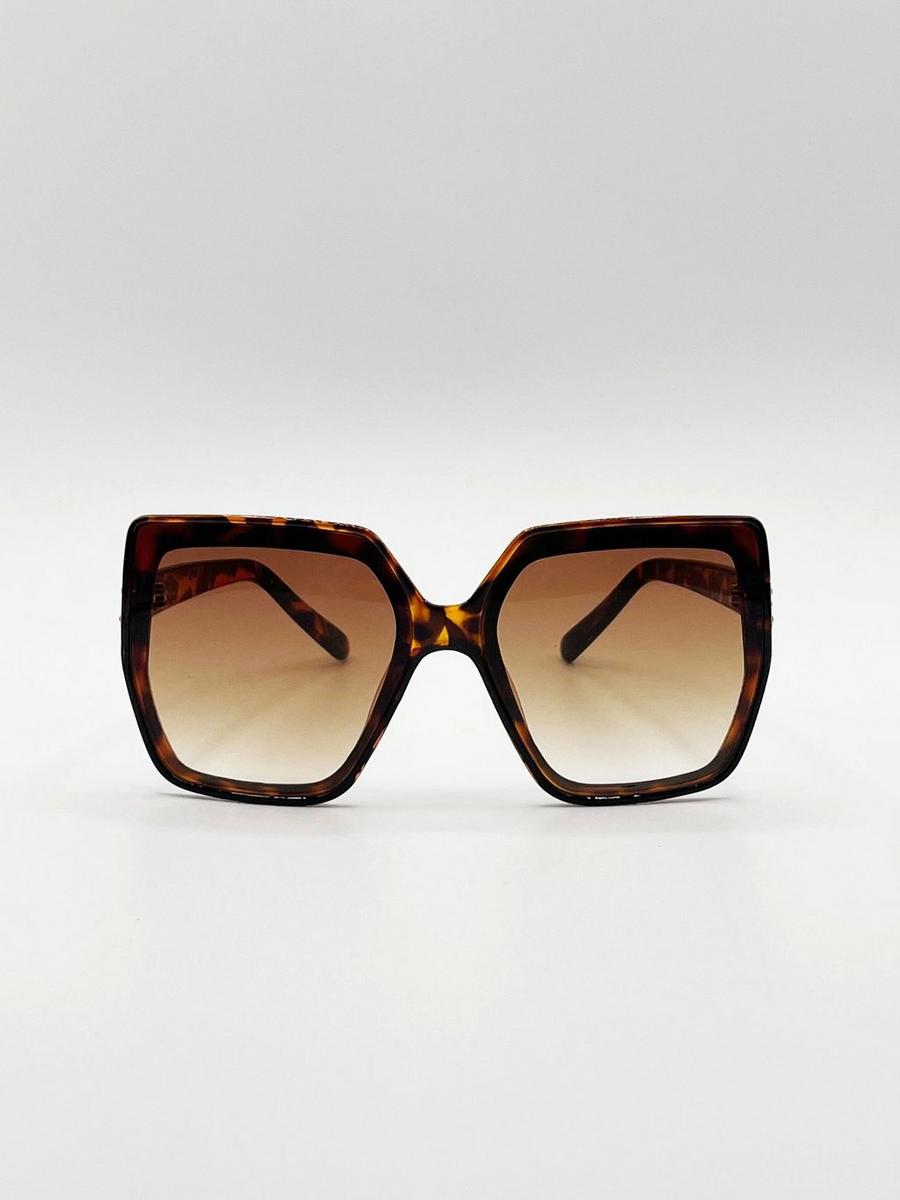 Brown Oversize Cateye Sunglasses with Diamante Detail in Tortoise