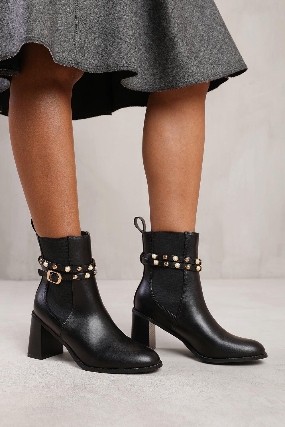 Pearl boots online