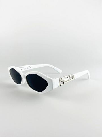 Cat eye Sunglasses In White With Panther Badge White