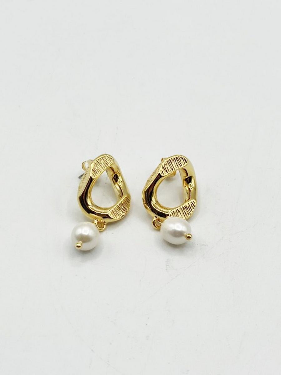 Gold Chunky Hoop with Faux Pearl Earrings