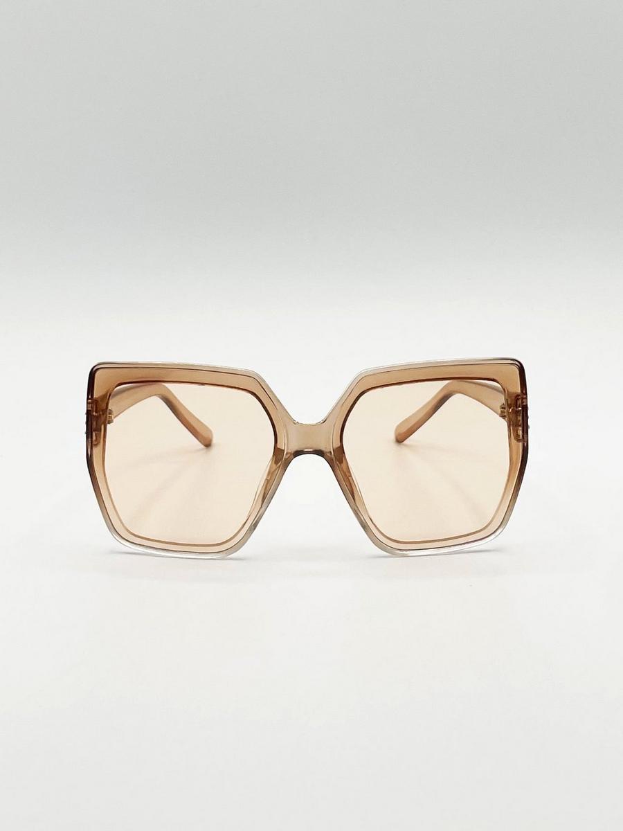 Light sand Oversize Cateye Sunglasses with Diamante Detail in Champagne