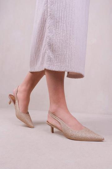 'New' Form Low Kitten Heels With Pointed Toe & Elastic Slingback Gold