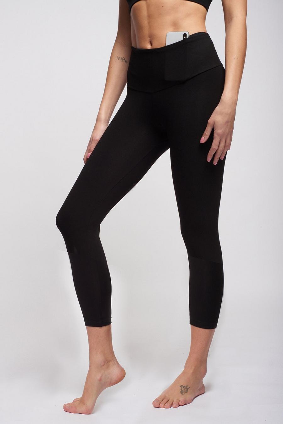 Black Lightweight Strong Compression Cropped Leggings with Standard Tummy Control