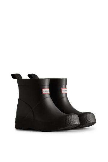 Play Boot Black