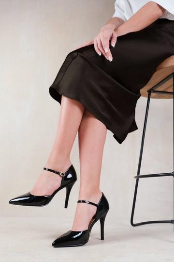 'Reflex' Mid High Heels With Pointed Toe Black