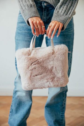 Faux Fur Handbag In Cream Cream