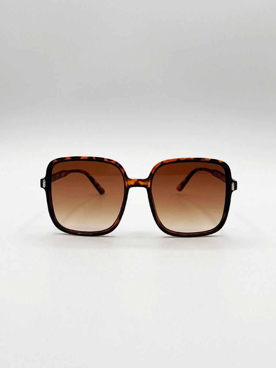 Brown Oversized Lightweight Square Frame Sunglasses in Tortoiseshell