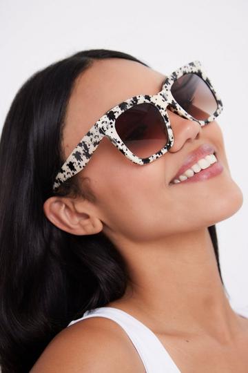 White Oversized Square Sunglasses in Milky Tortoiseshell